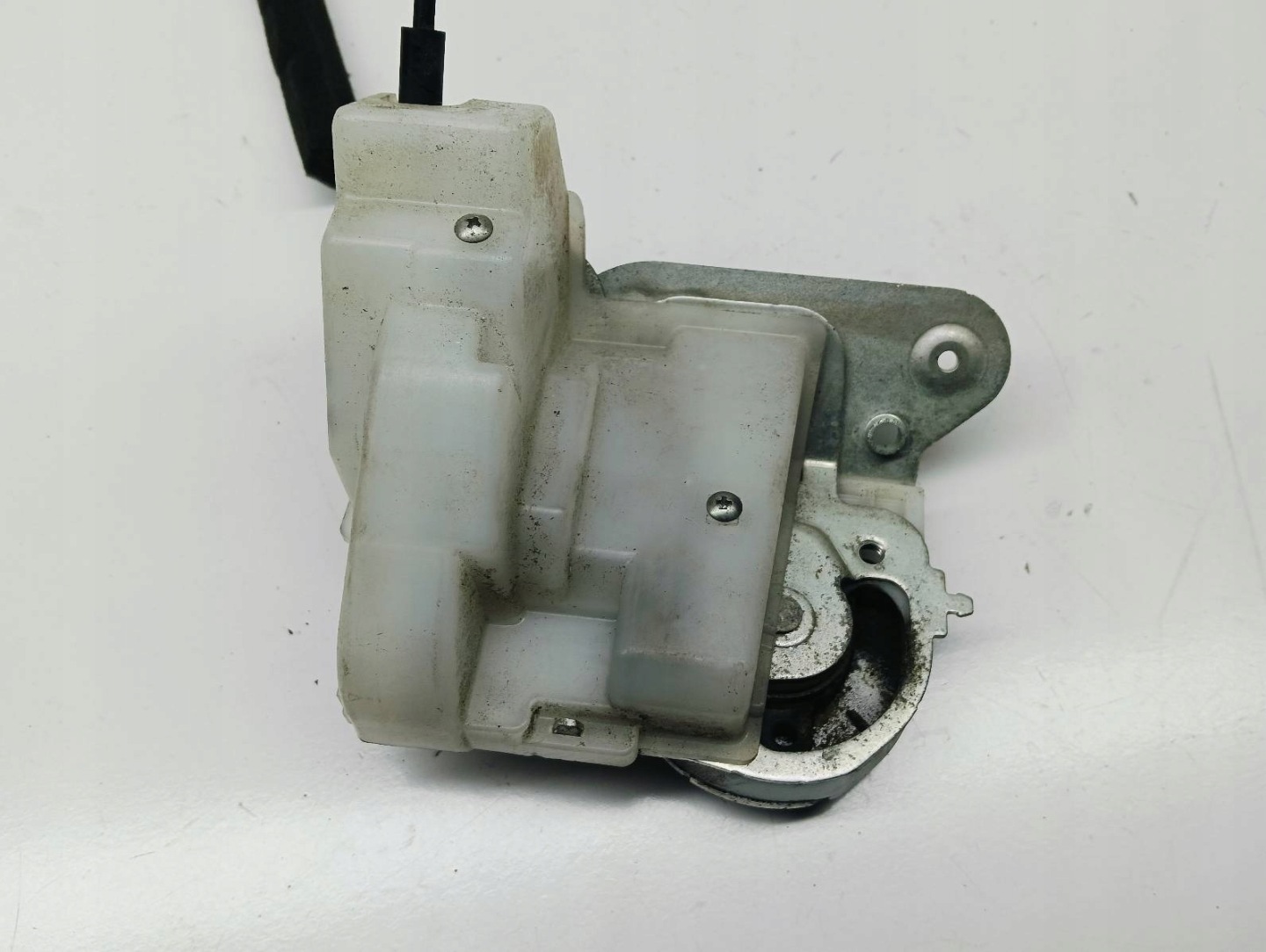 lock door left rear part MAZDA 5 and CR 2.0 CITD 05r