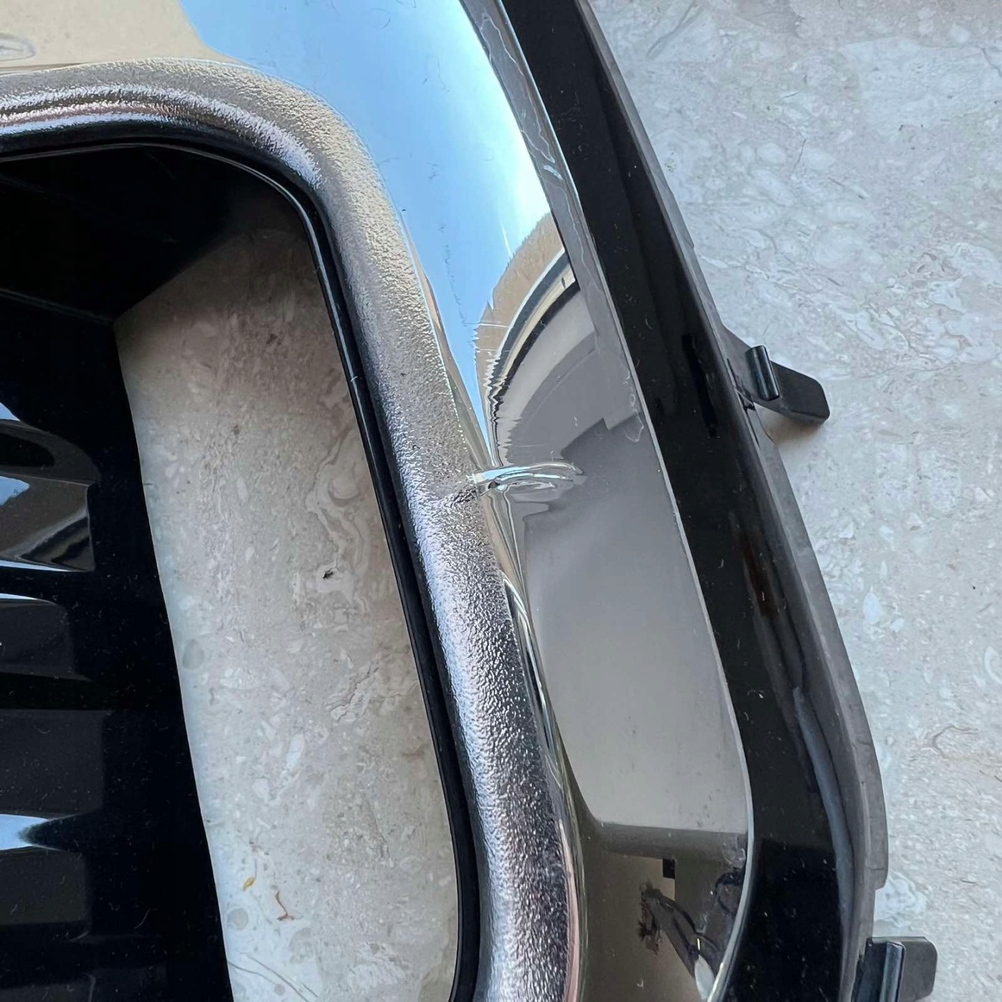 SUBARU FORESTER 2019-2022 grid of a bumper left front 57731SJ170