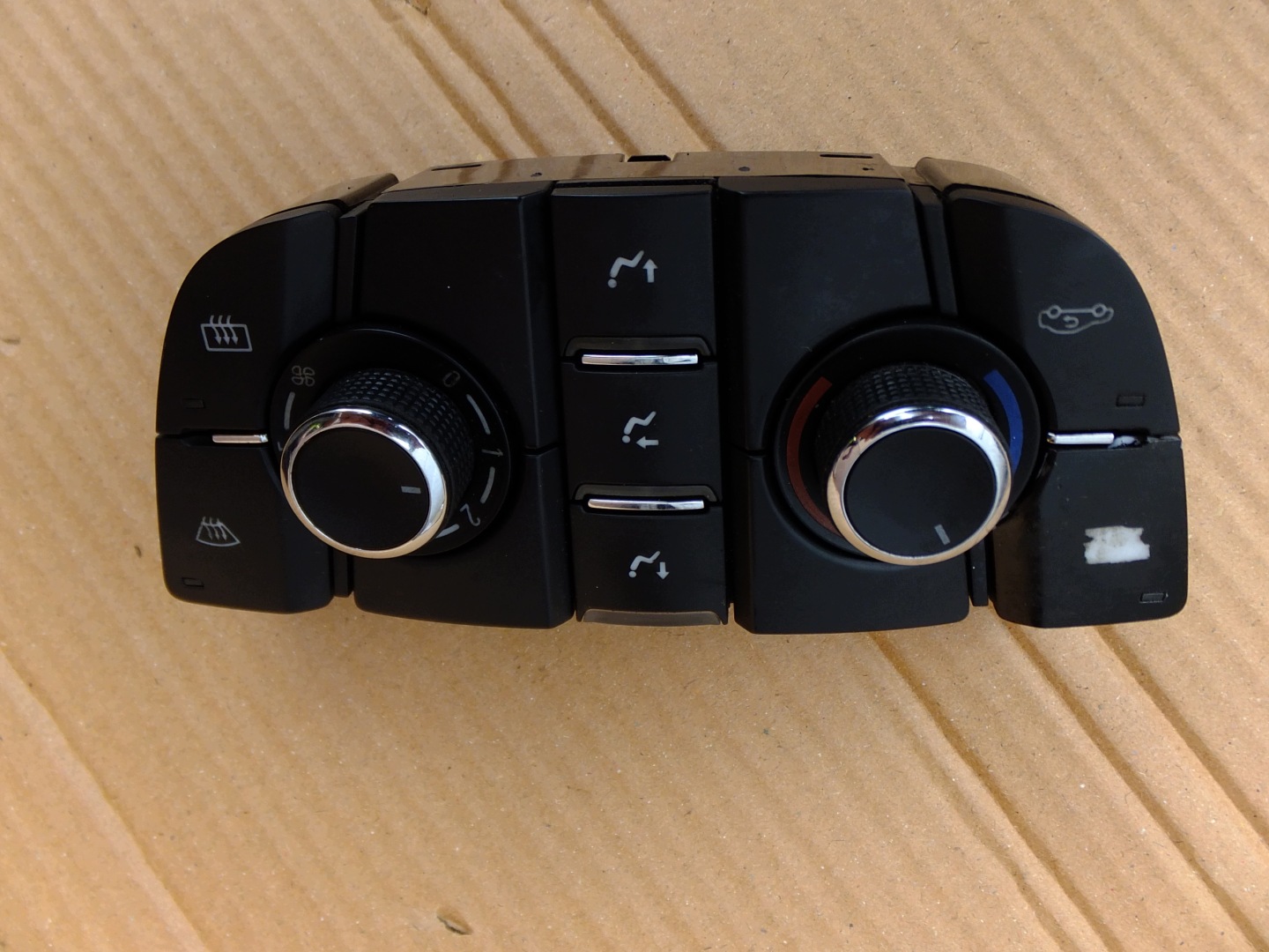panel Bedienteil klimaanlage opel astra J IV 13346092