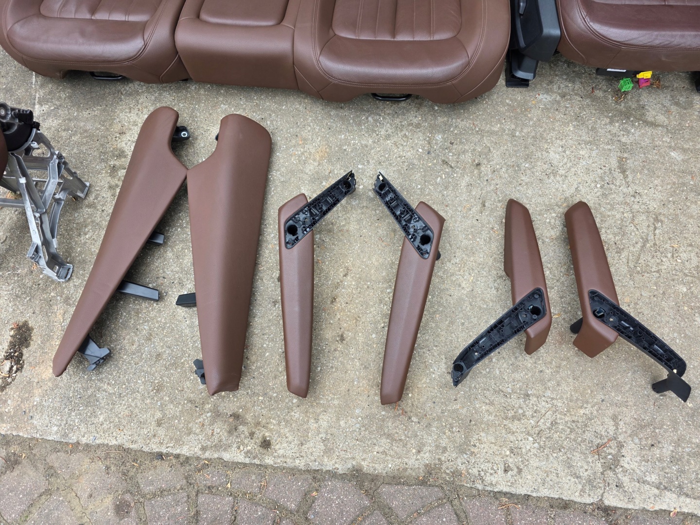 seats AUDI Q5 80A FY leather SKORZANE heated electrics BRAZ BRAZOWE