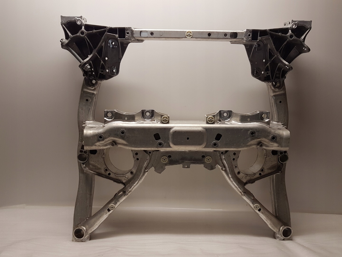 axle beam subframe front BMW G60 G61 G70 8869234