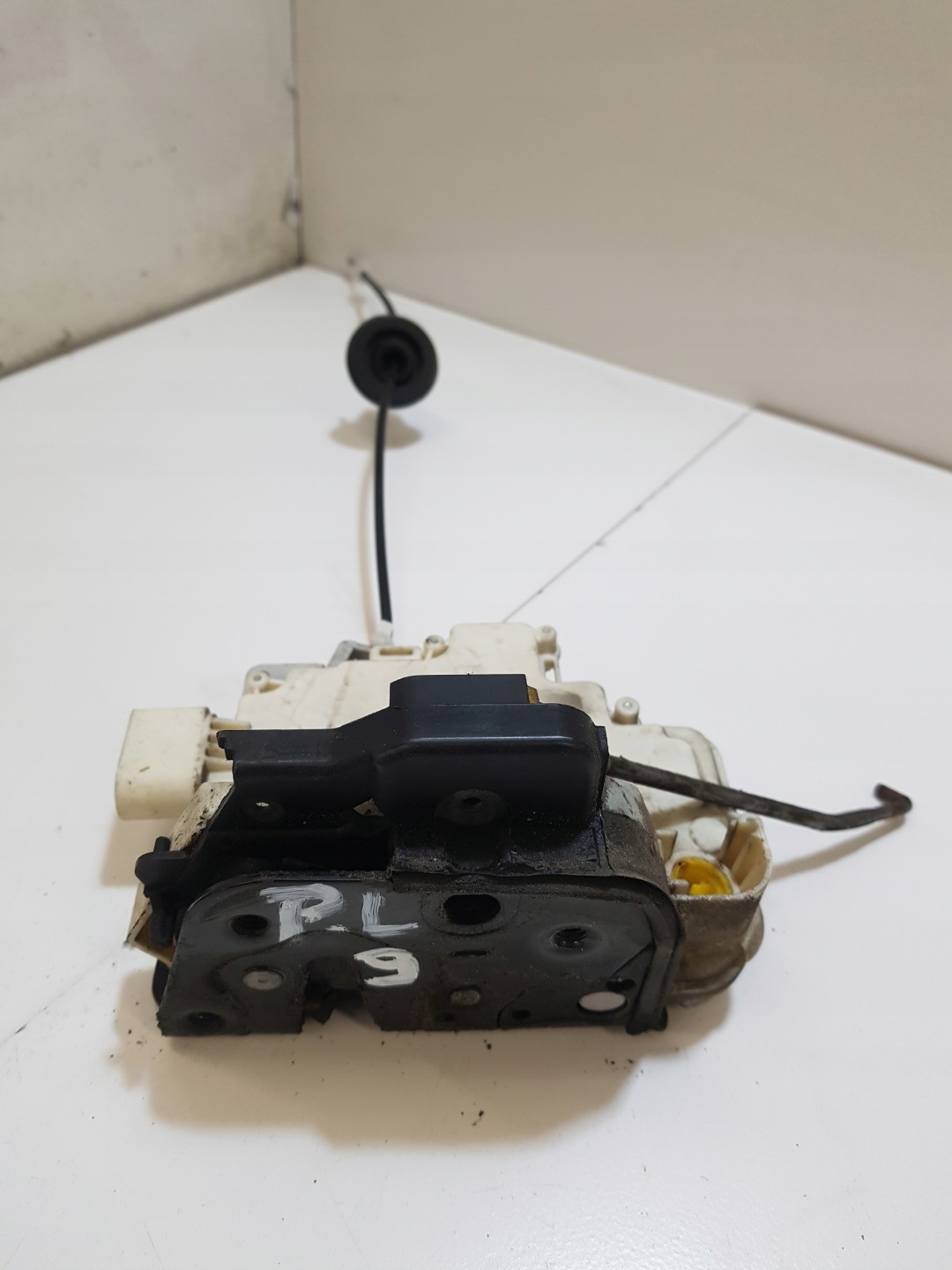 Schloß Tür links vorne AUDI A4 B7 9 PIN