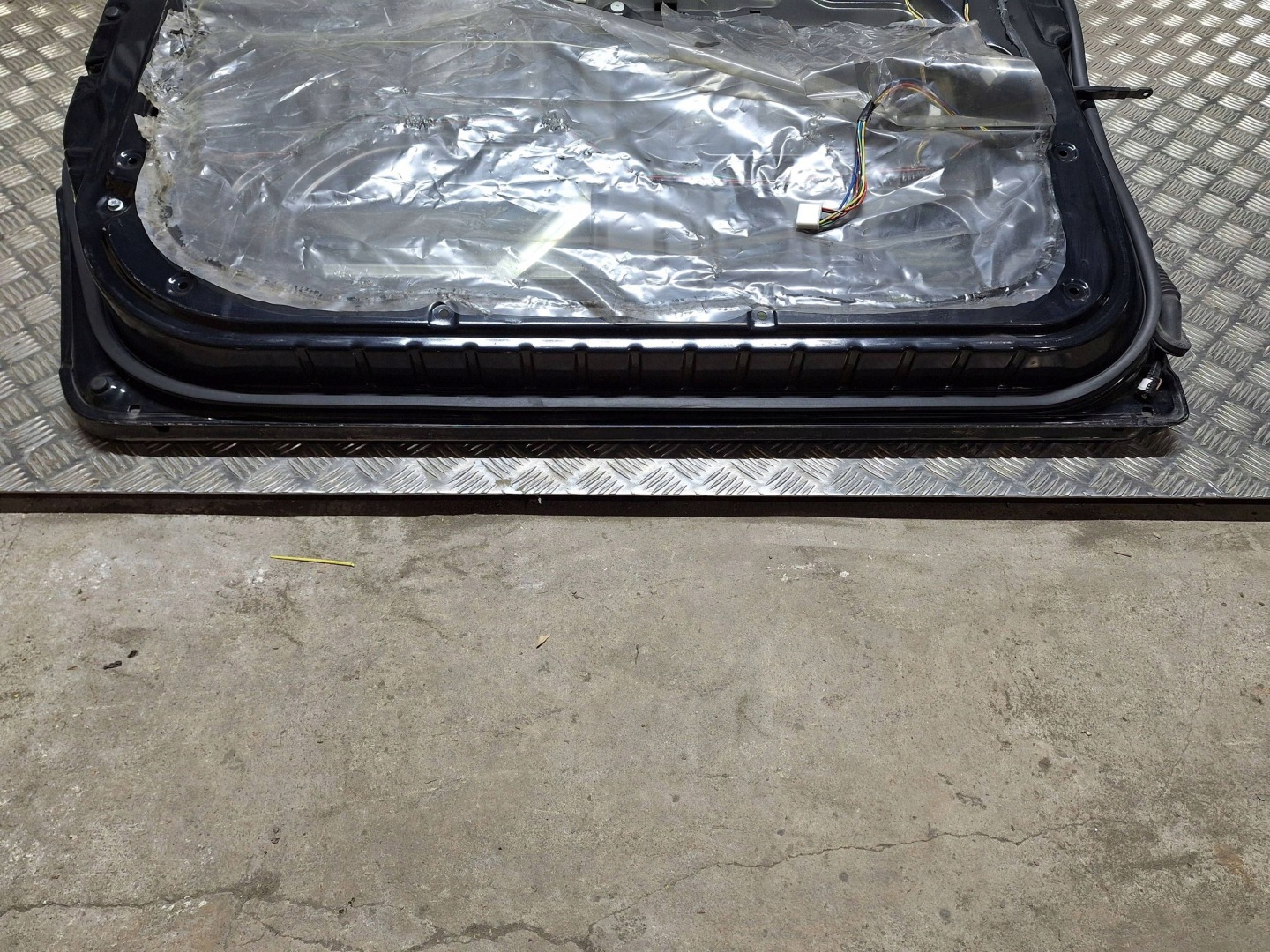 door left SUZUKI JIMNY III 98-18 complete
