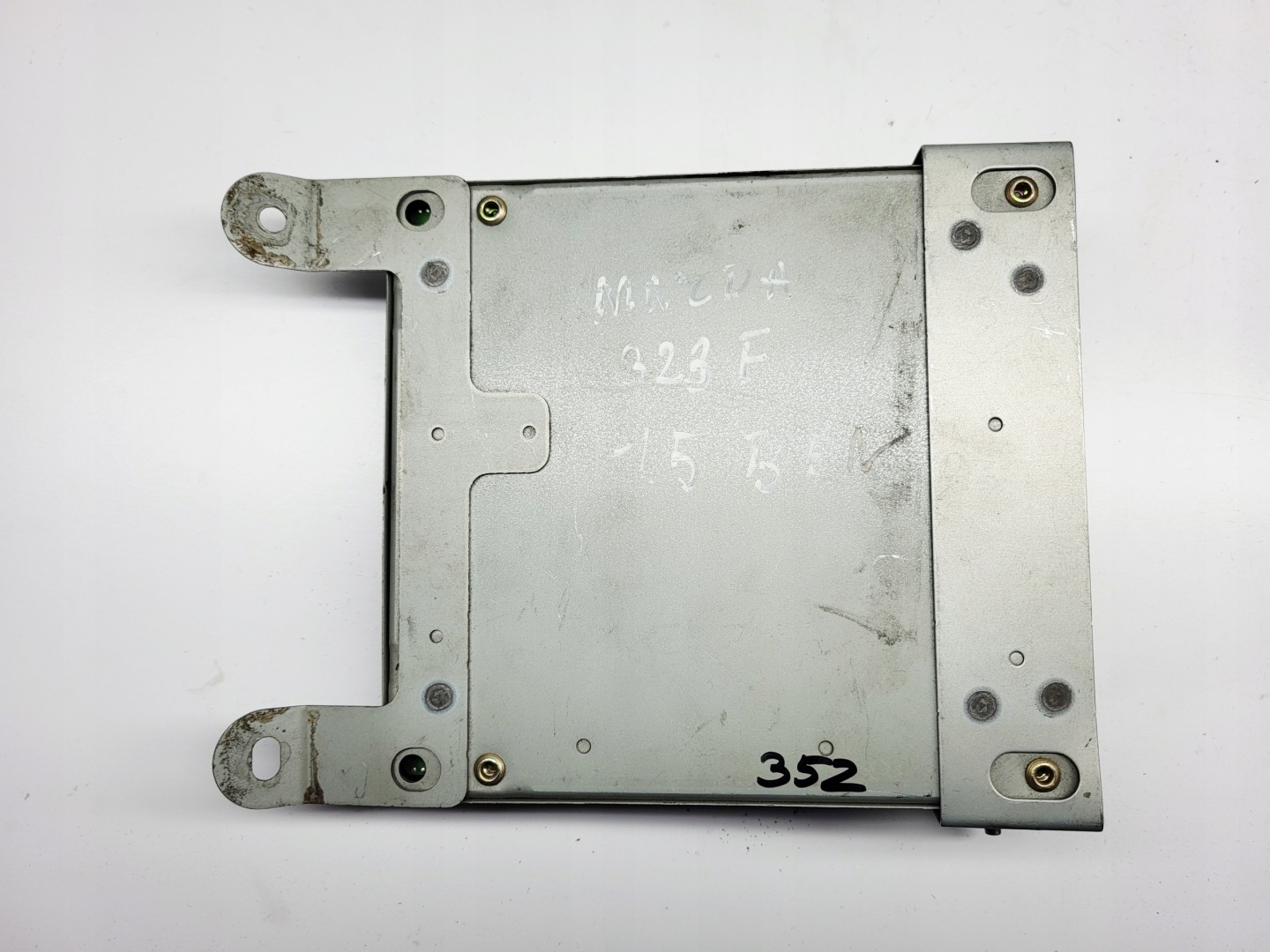 computer control unit of the engine Mazda 323F 1.5 B Z5B56 Z5B5C