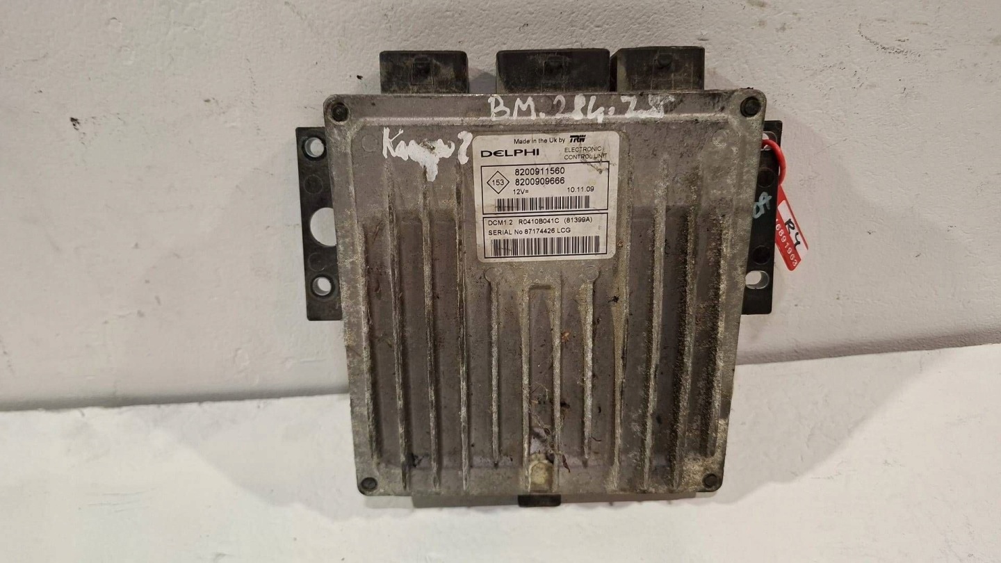 control unit of the engine computer 8200911560 8200909666 Renault Kangoo 1.5 DCI