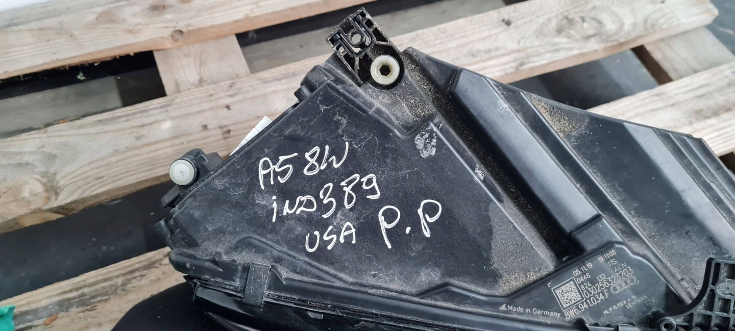 A5 8W S5 light FULL LED right right front USA ORG 8W6941034F