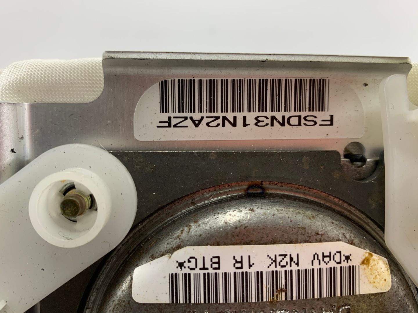 MAZDA TRIBUTE FORD MAVERICK AIRBAG Airbag Deckel 520314100D
