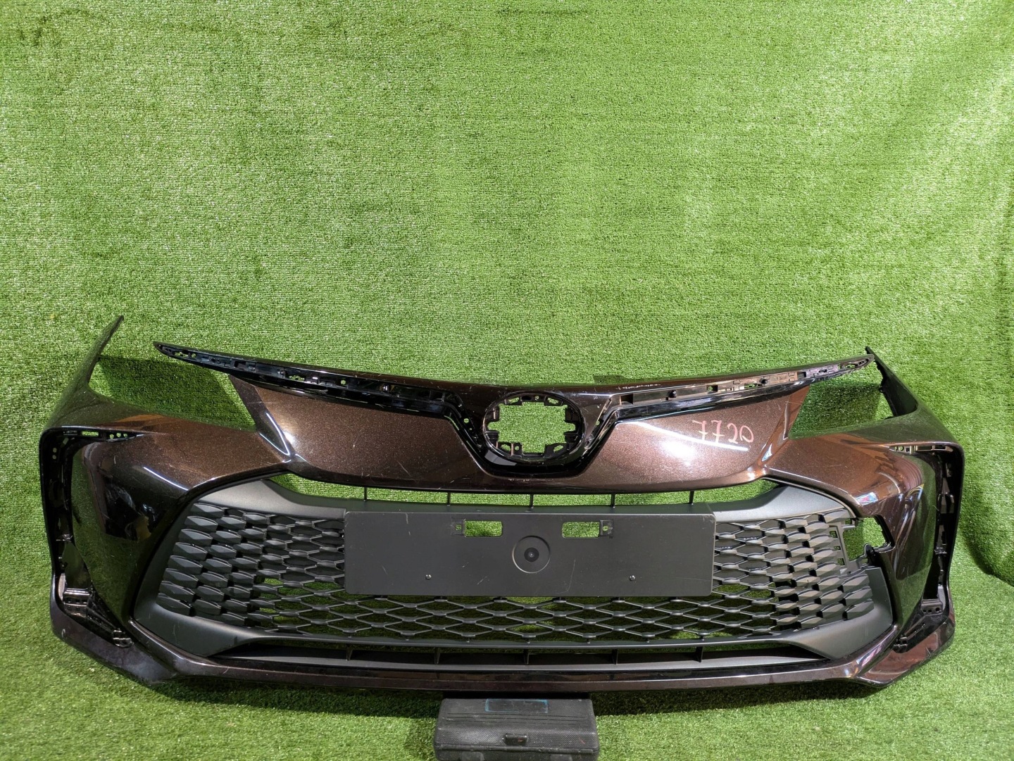 front bumper front TOYOTA COROLLA E21 sedan LIFT NR.7720
