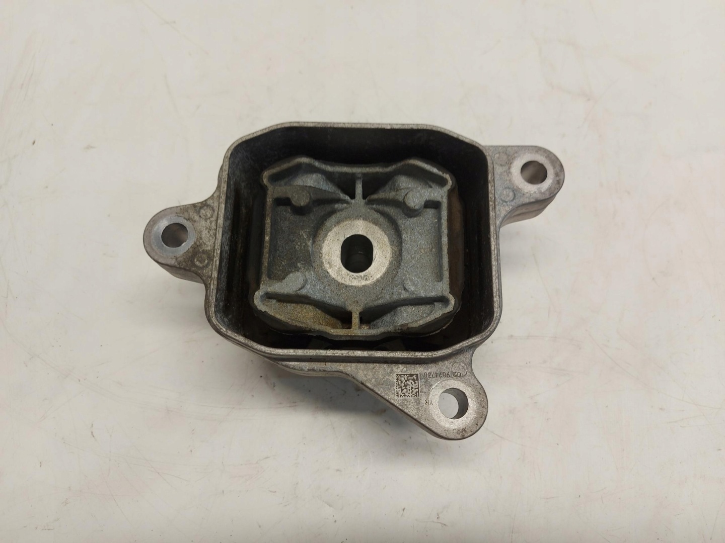 BMW iX1 X1 U11 engine mount left right 9894730