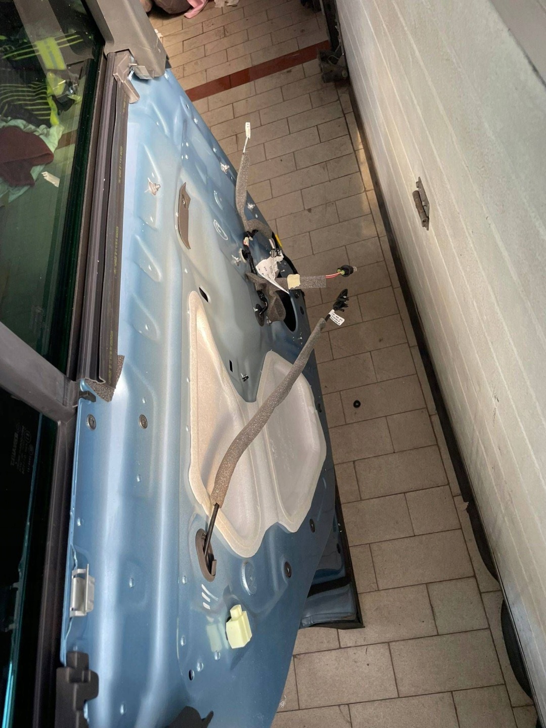 door rear. rear part side left Renault Espace V (RFC) TERPQ