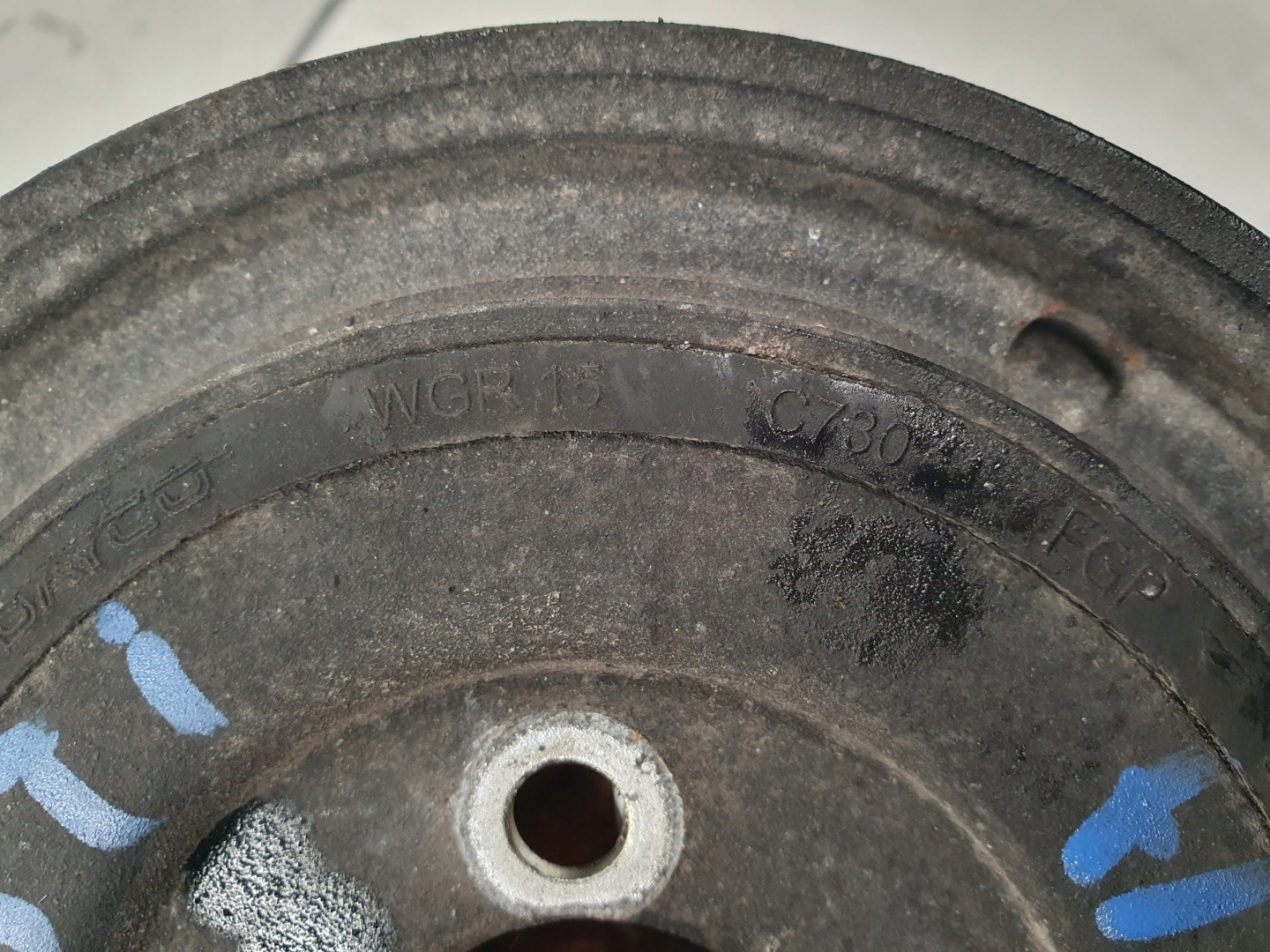 Opel Corsa D 1.3 cdti pulley tlumik drgan