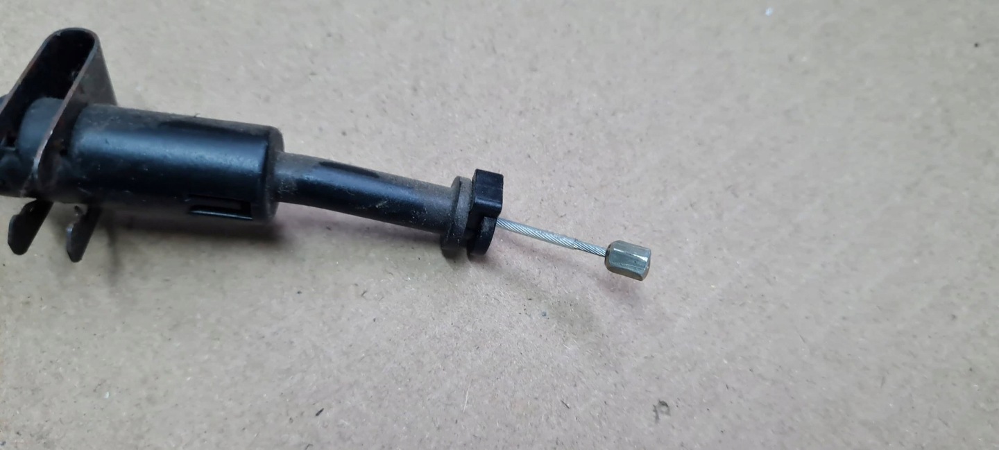 A6 C6 LIFT rope seat holder bracket right right front A4 B6 B7