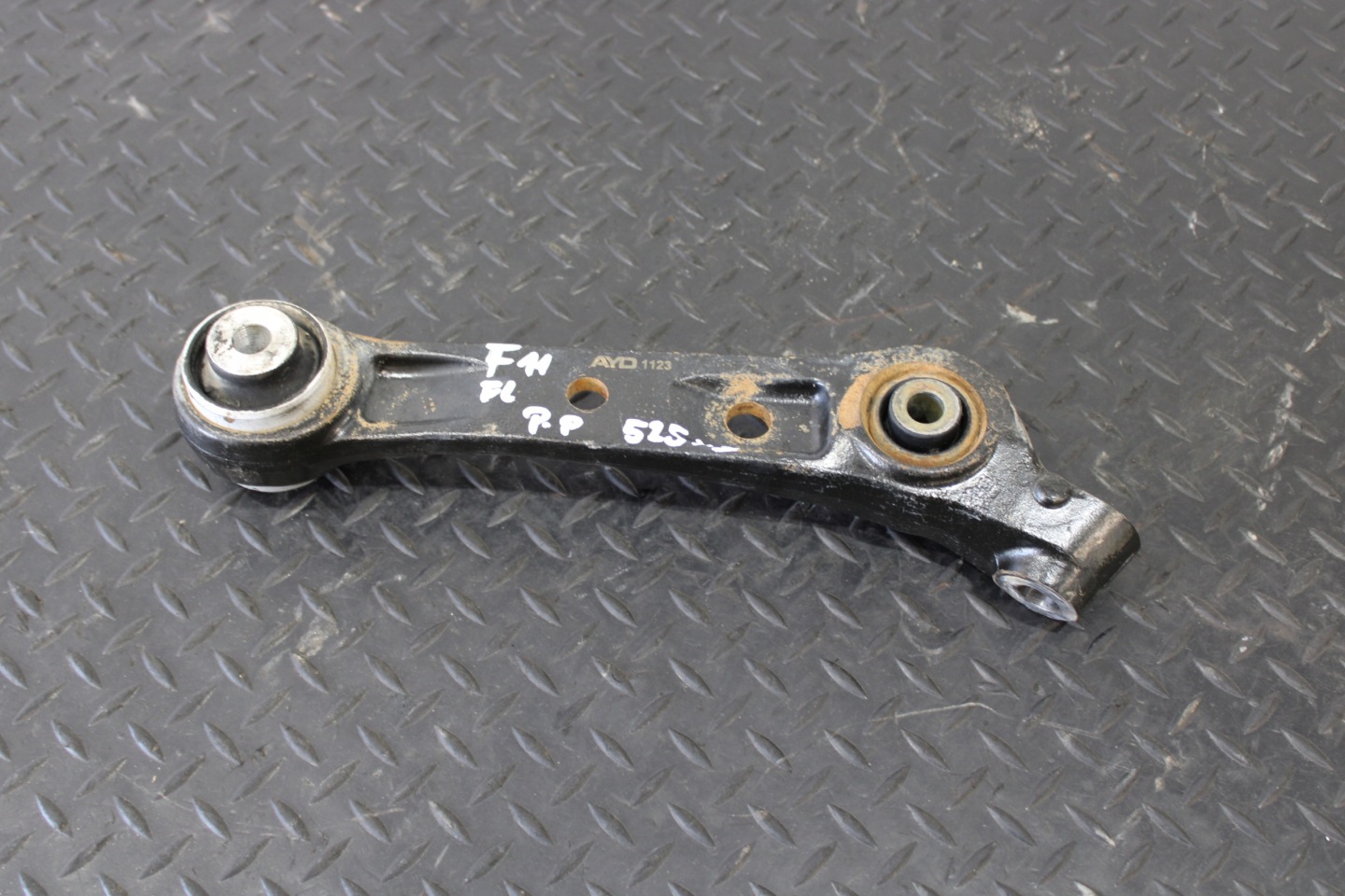 arm right front BMW 5 F10 F11 LIFT