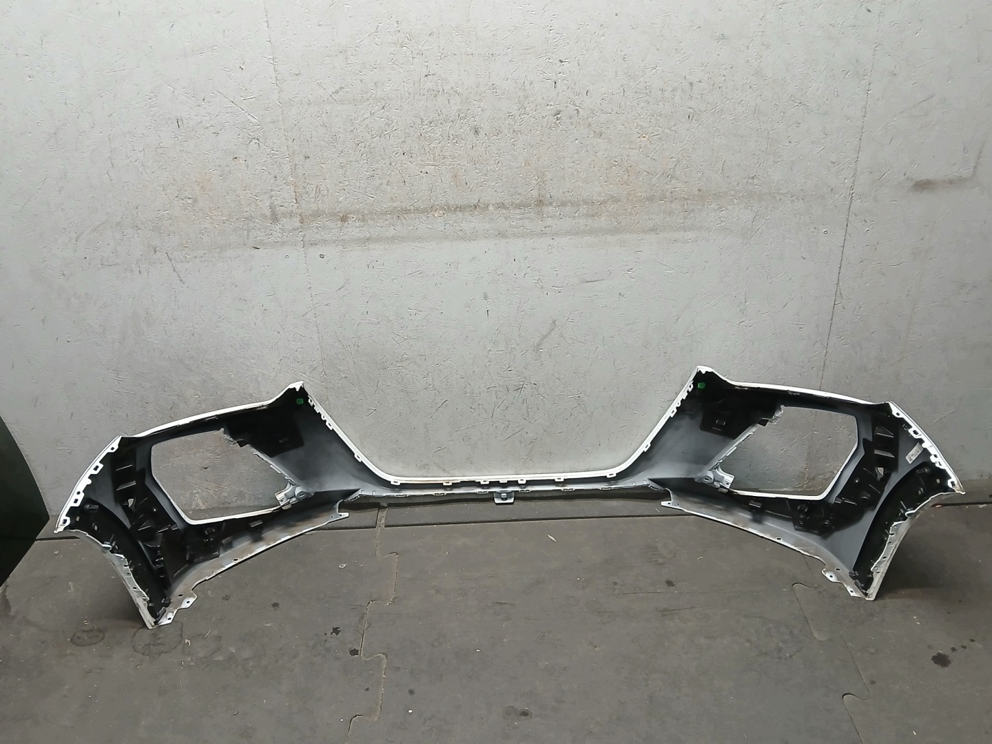 bumper front PEUGEOT 208 II 2 GT LIFT