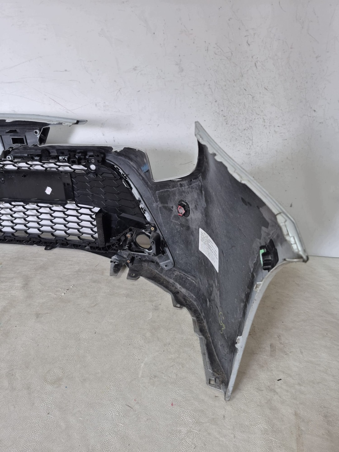 TOYOTA COROLLA E21 GR KOMBI HB 19- bumper front front 52114-YY010