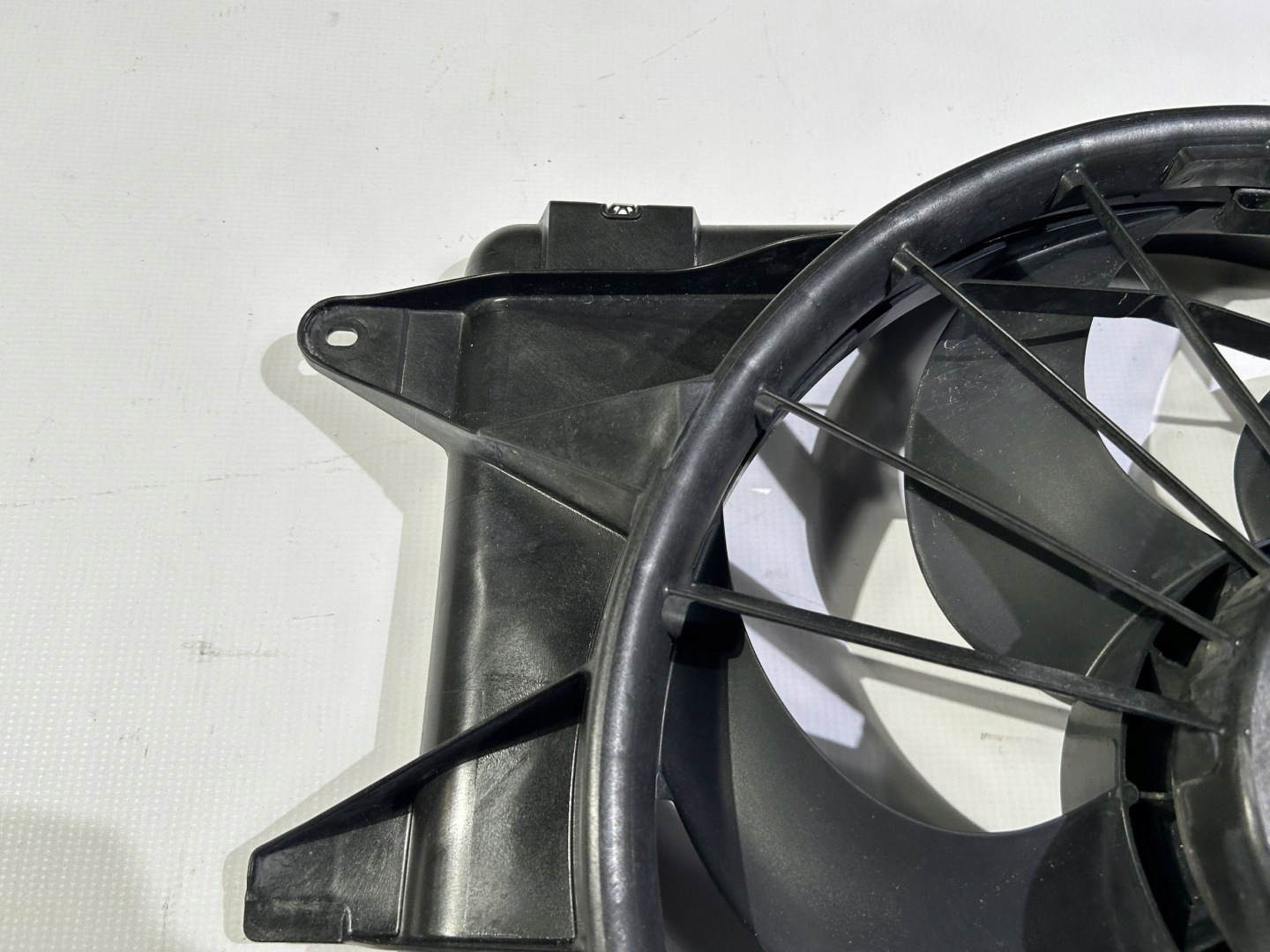 fan heating radiator Ford Mustang V 3.7 5.0 2011r-2014