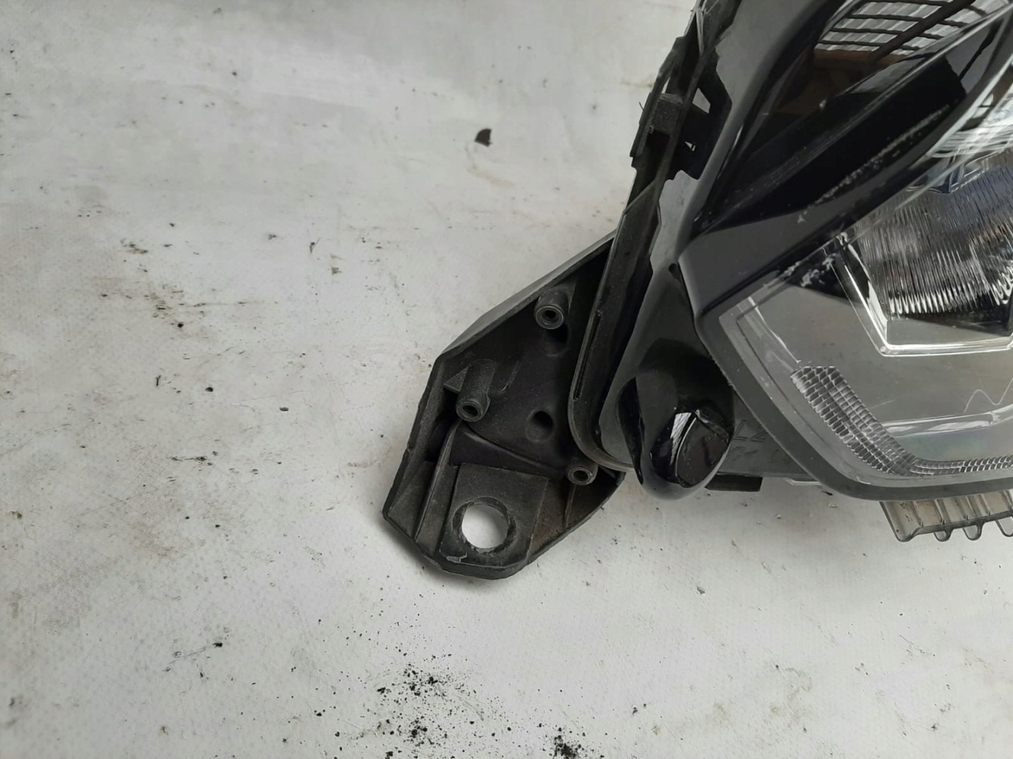 PEUGEOT 208 II 19- light left front front FULL LED 9833036380