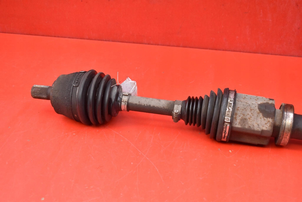 semi-axis right front MANUAL VOLVO V40 2 II 2.0 D3 150 KM 12-16