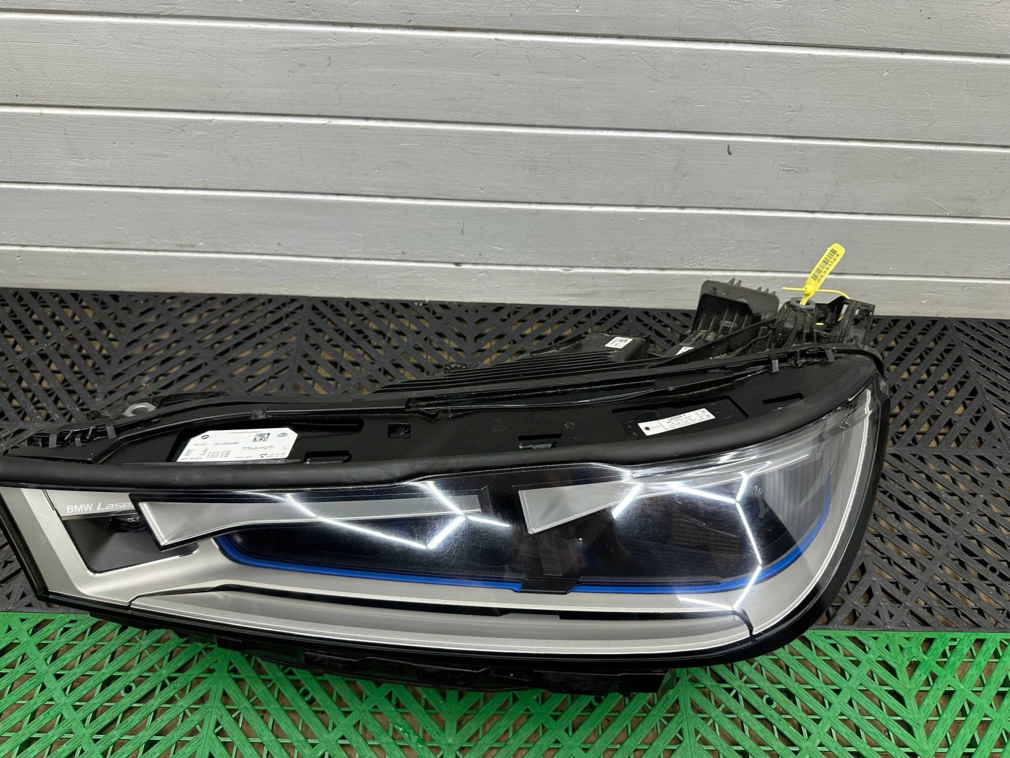 Reflektor BMW iX 5A3CEA105