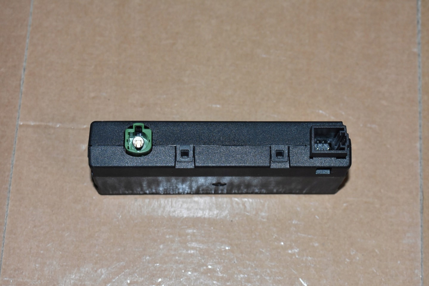 IDEALNY PANEL USB-C AUDI VW 1