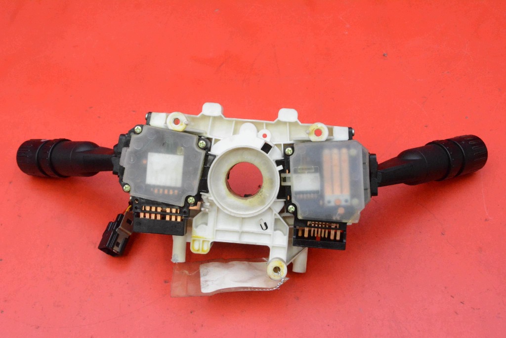 DEVIO LUCI TERGICRISTALLO TERGI PAJAK HYUNDAI COUPE 2 II LIFT 05-07