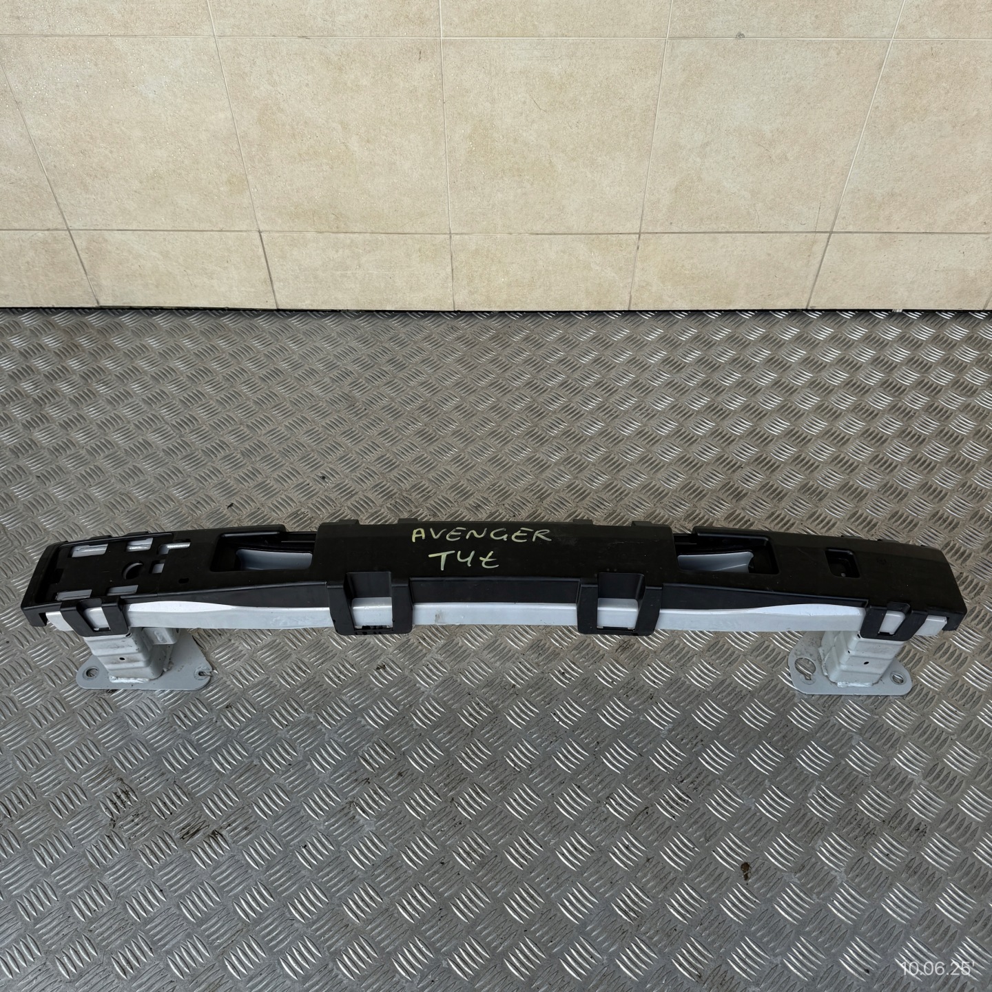 sider rear beam tip pillar JEEP AVENGER 2024 ROK