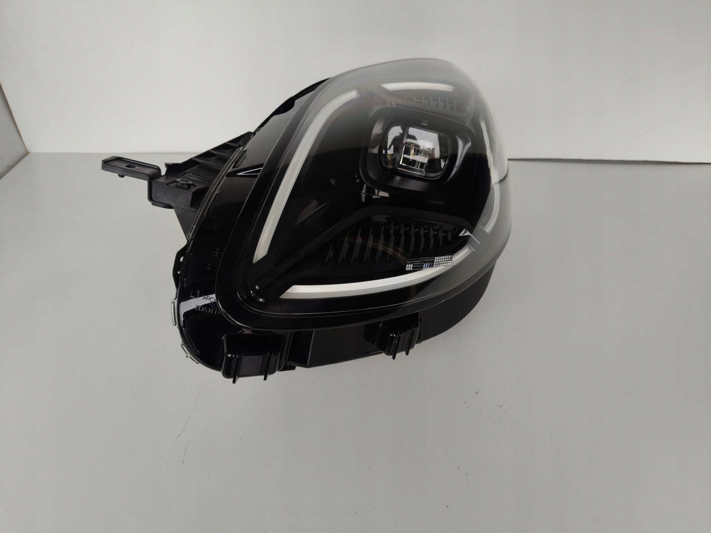 light left REFLEKTOR FORD PUMA 23- LIFT LED