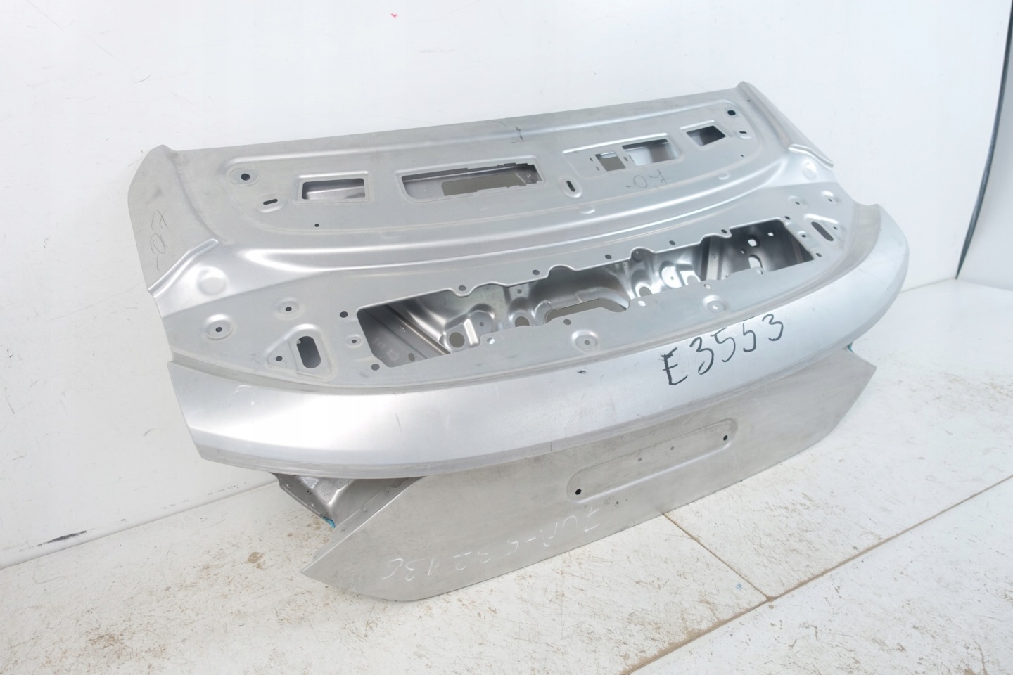 trunk door boot rear part AUDI E-TRON GT 2020- 4J3827025B