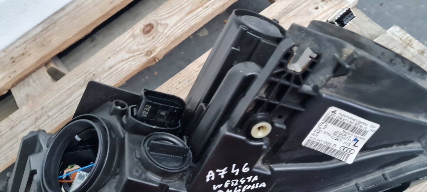 A7 4G S7 light XENON left left front ANGLIK 4G8941005D