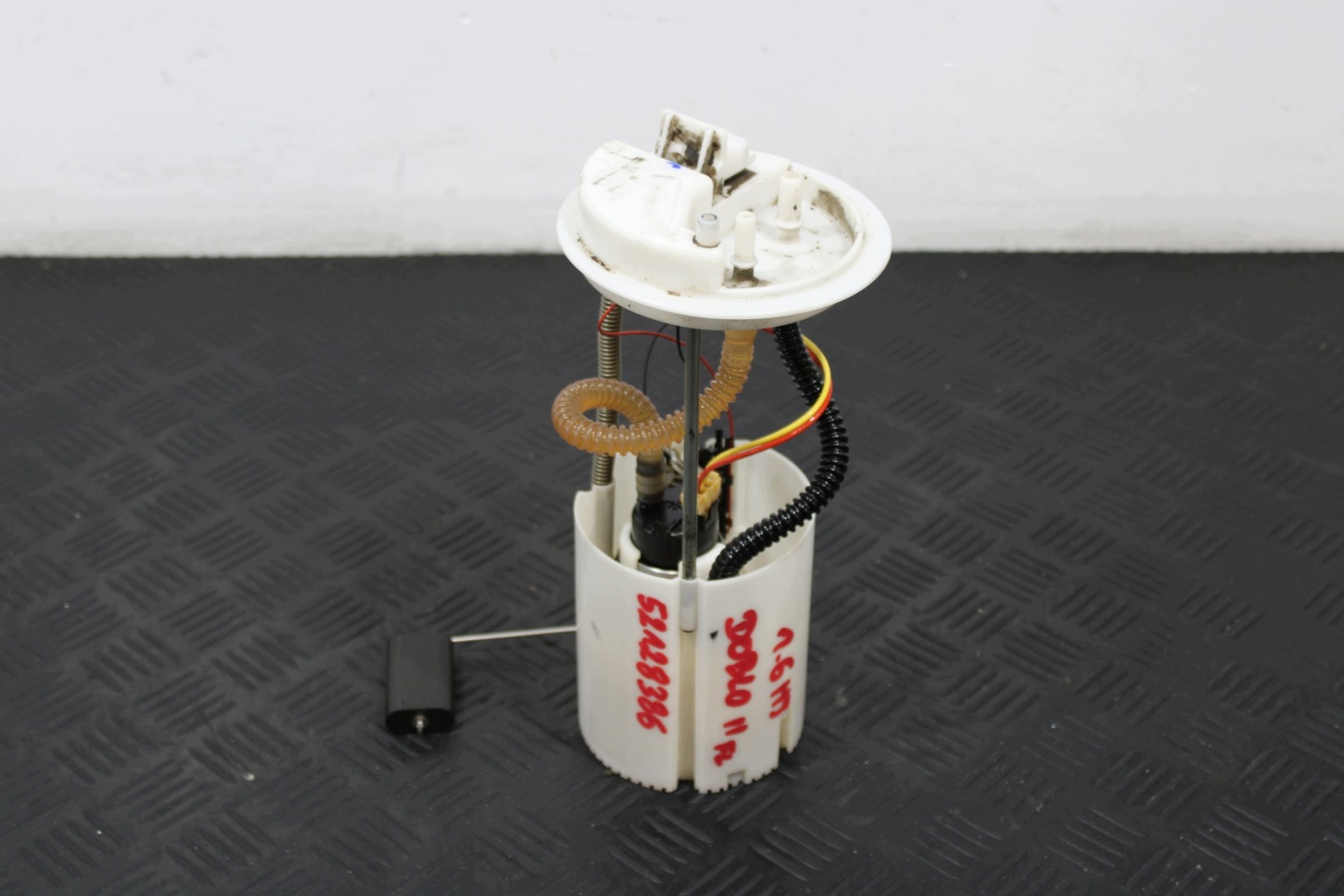 feed pump 52128386 FIAT DOBLO II 2 LIFT