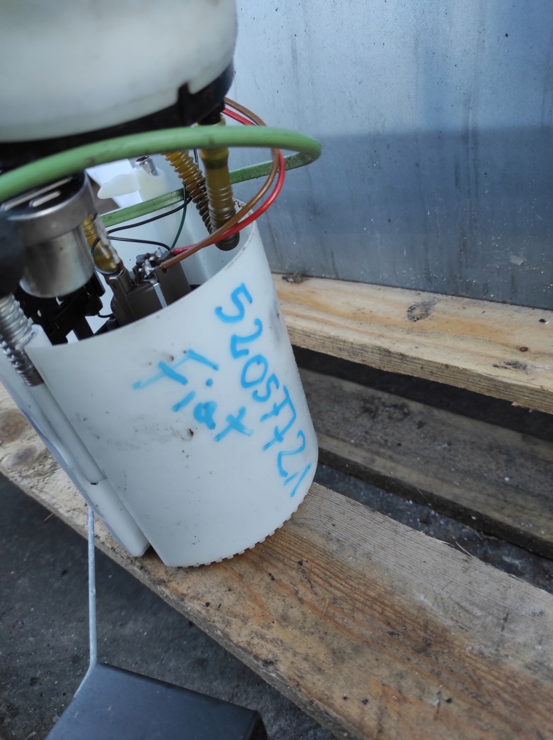 feed pump FIAT 500 LIFT 1.2 52057721