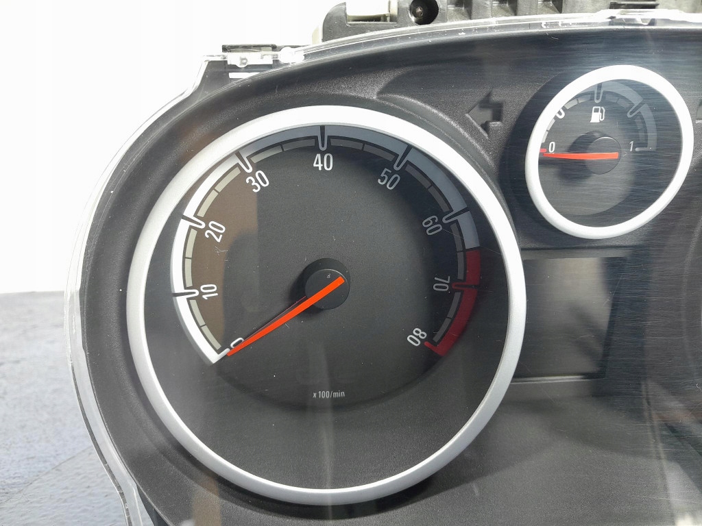 dials OPEL CORSA D 1.2B 1303304