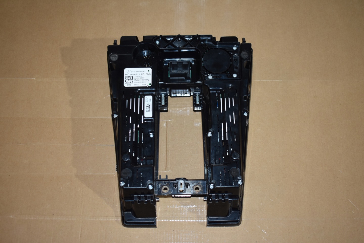 IDEALNY PANEL MULTIMEDIALNY PORSCHE PANAMERA 971 LIFT 22R. 1