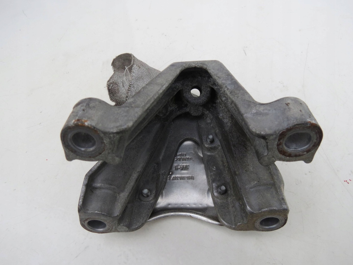 engine supporting mount AUDI Q7 4L 8K0199307BH