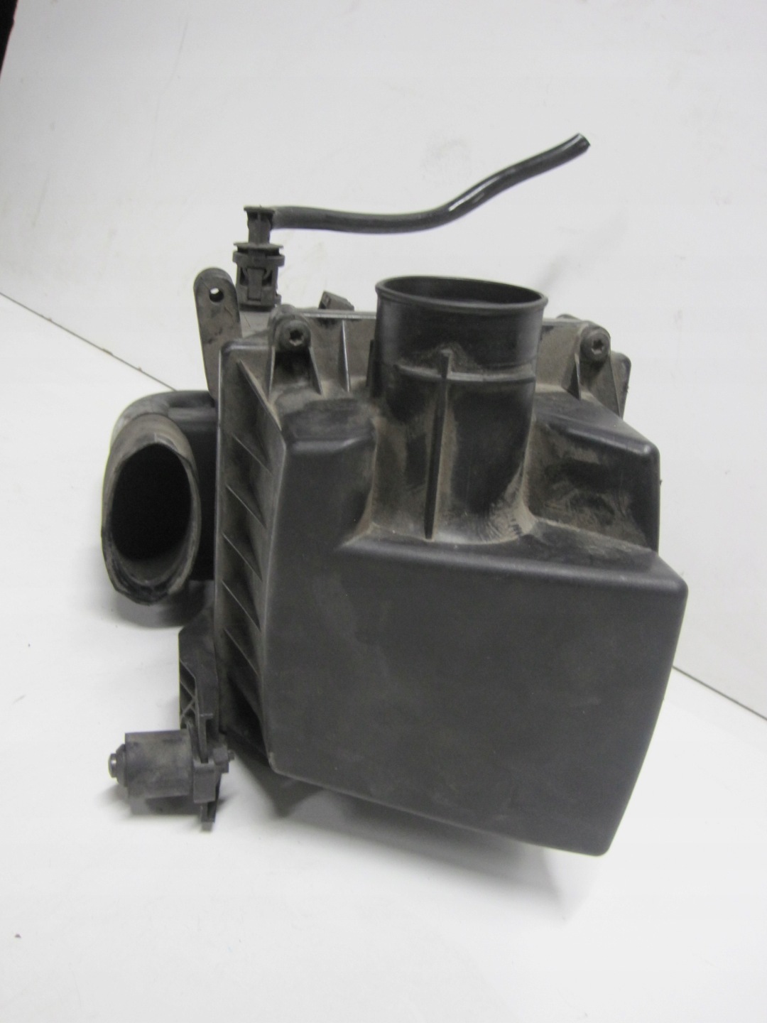Gehäuse filter luft FORD FIESTA MK7 8V21-9600-BH