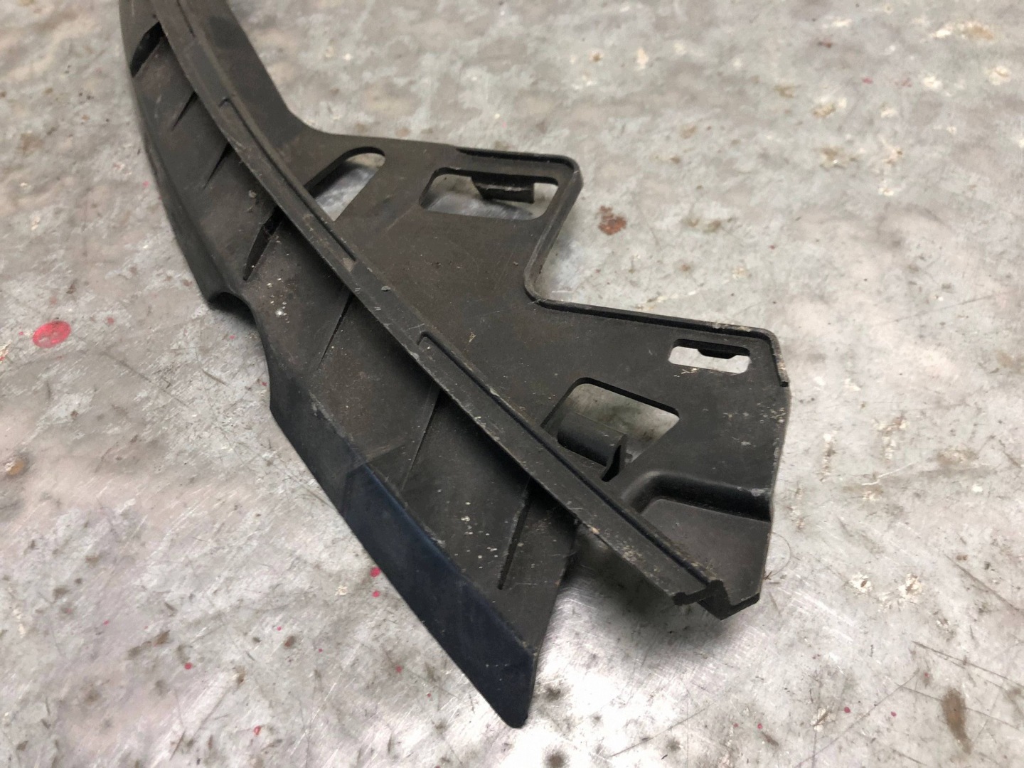 support lights right front VOLVO C30 LIFT 31323157