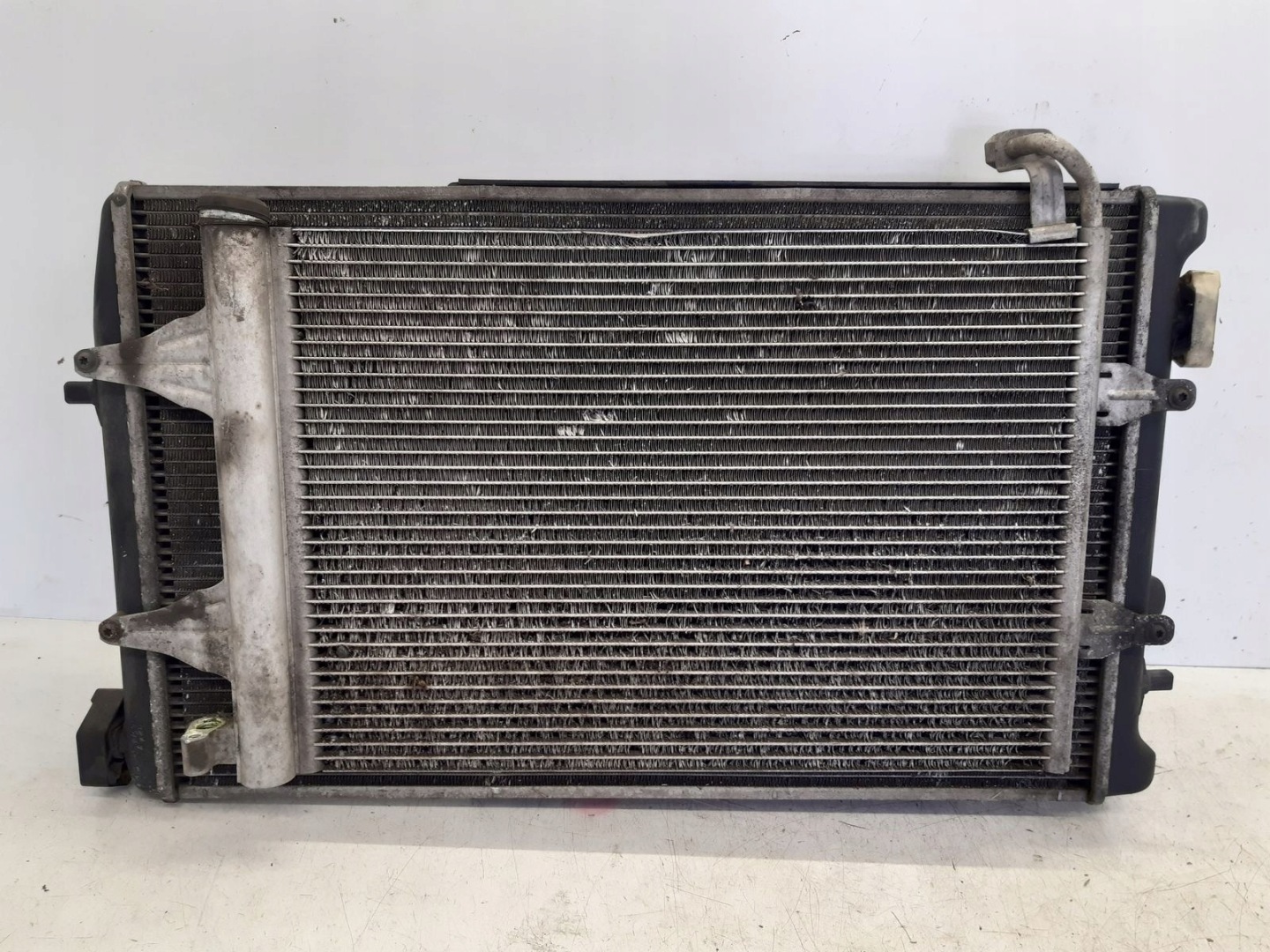 chladič vody ventilátor Skoda Roomster 1,9 TDI