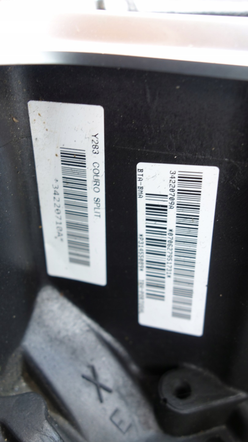 VOLVO V40 II 2012- lenkrad MULTIFUNKCYJNA 34220709A