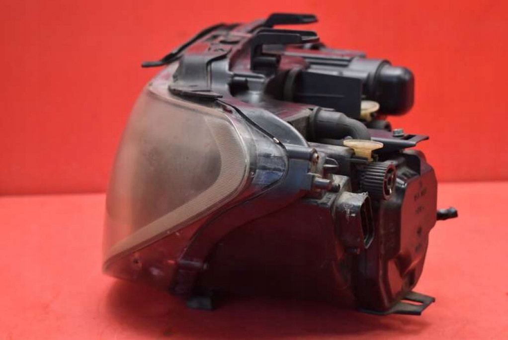 REFLEKTOR left light front XENON EU 156209-00 BMW E65 01-05