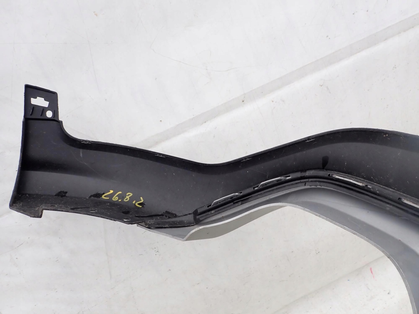FORD FOCUS IV 4 HB ACTIVE 18- spoiler der Stoßstange heck