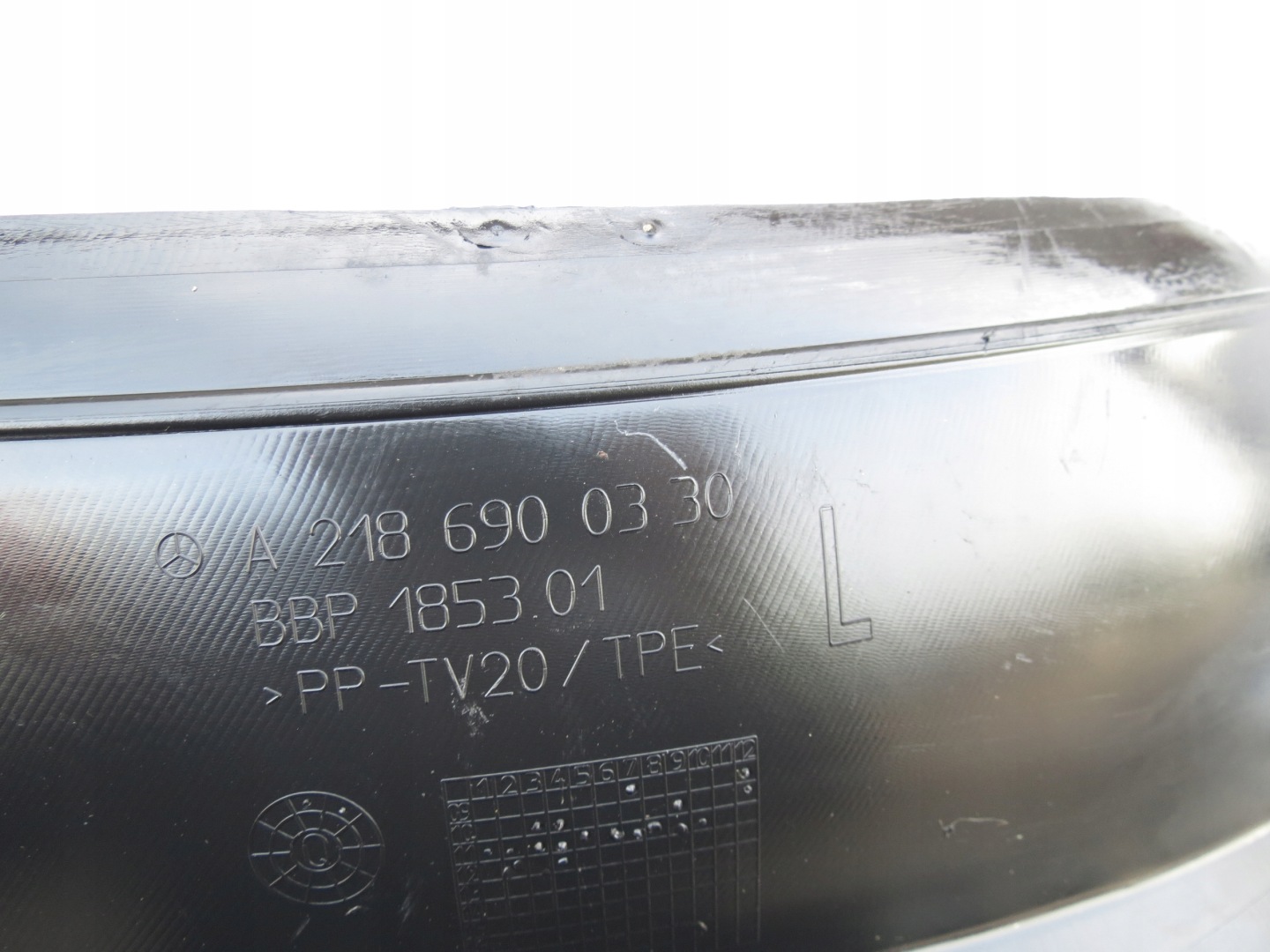 mudguard left front front A2186900330 MERCEDES CLS W218