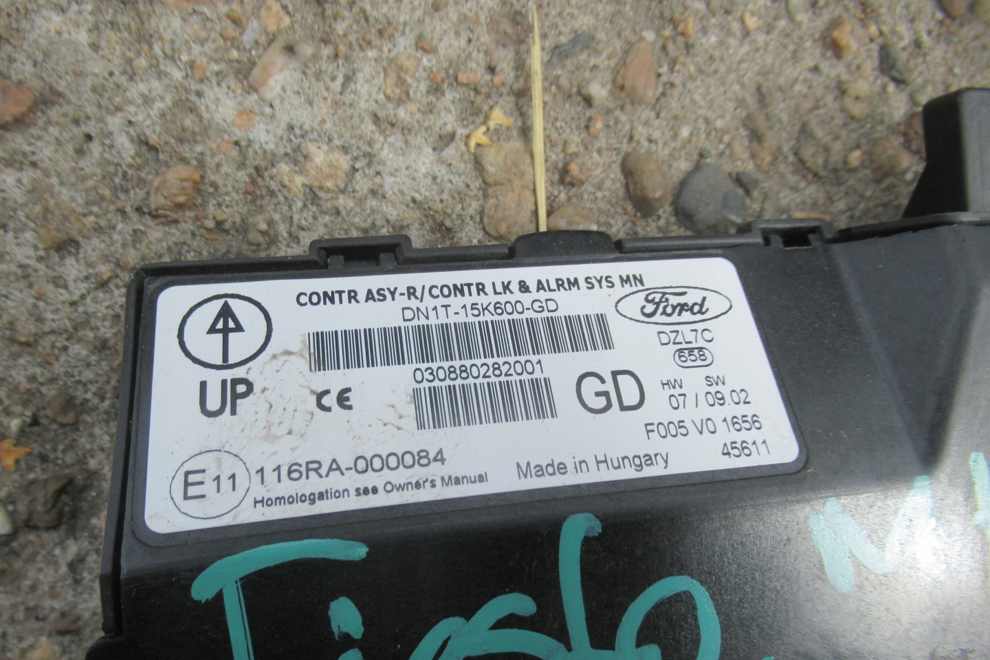 FORD FIESTA MK7 1.0 ECOBOOST Unité commande confort