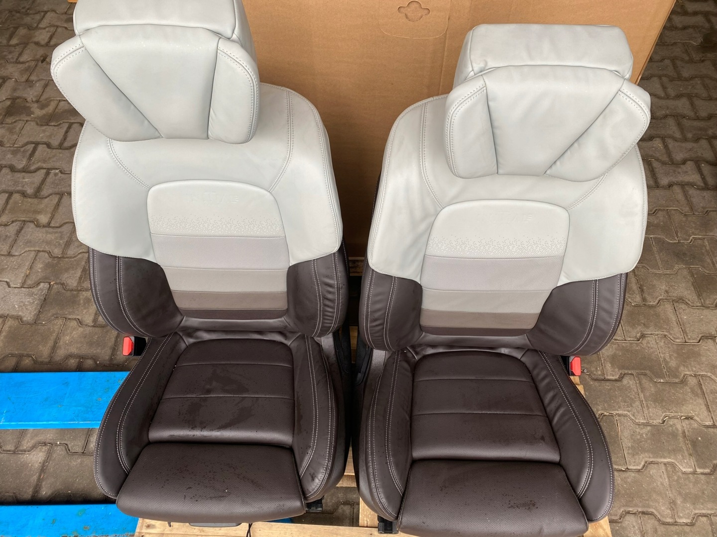 RENAULT ESPACE V INITIALE PARIS Sitze SKORZANE Sitz Sitz DVD EKRAN