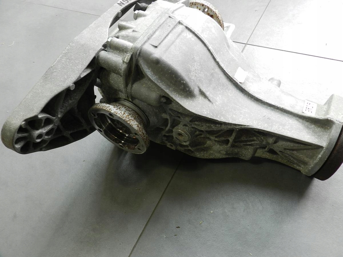 AUDI A5 8T Differential Differential heck