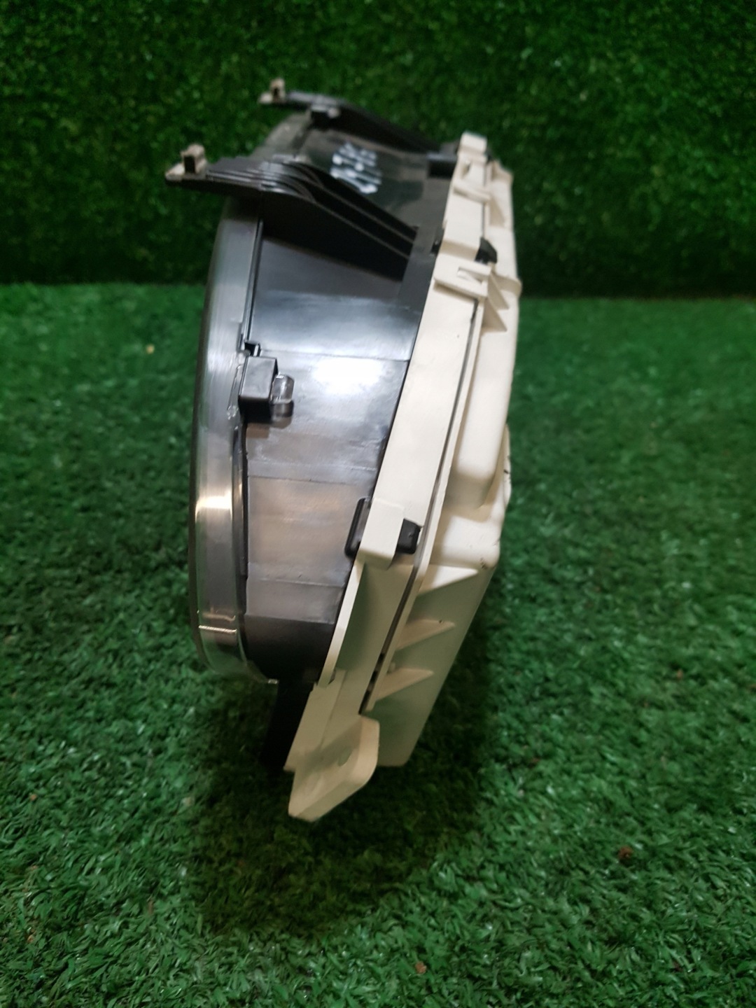 dials dials TOYOTA YARIS 2 83800-52E81