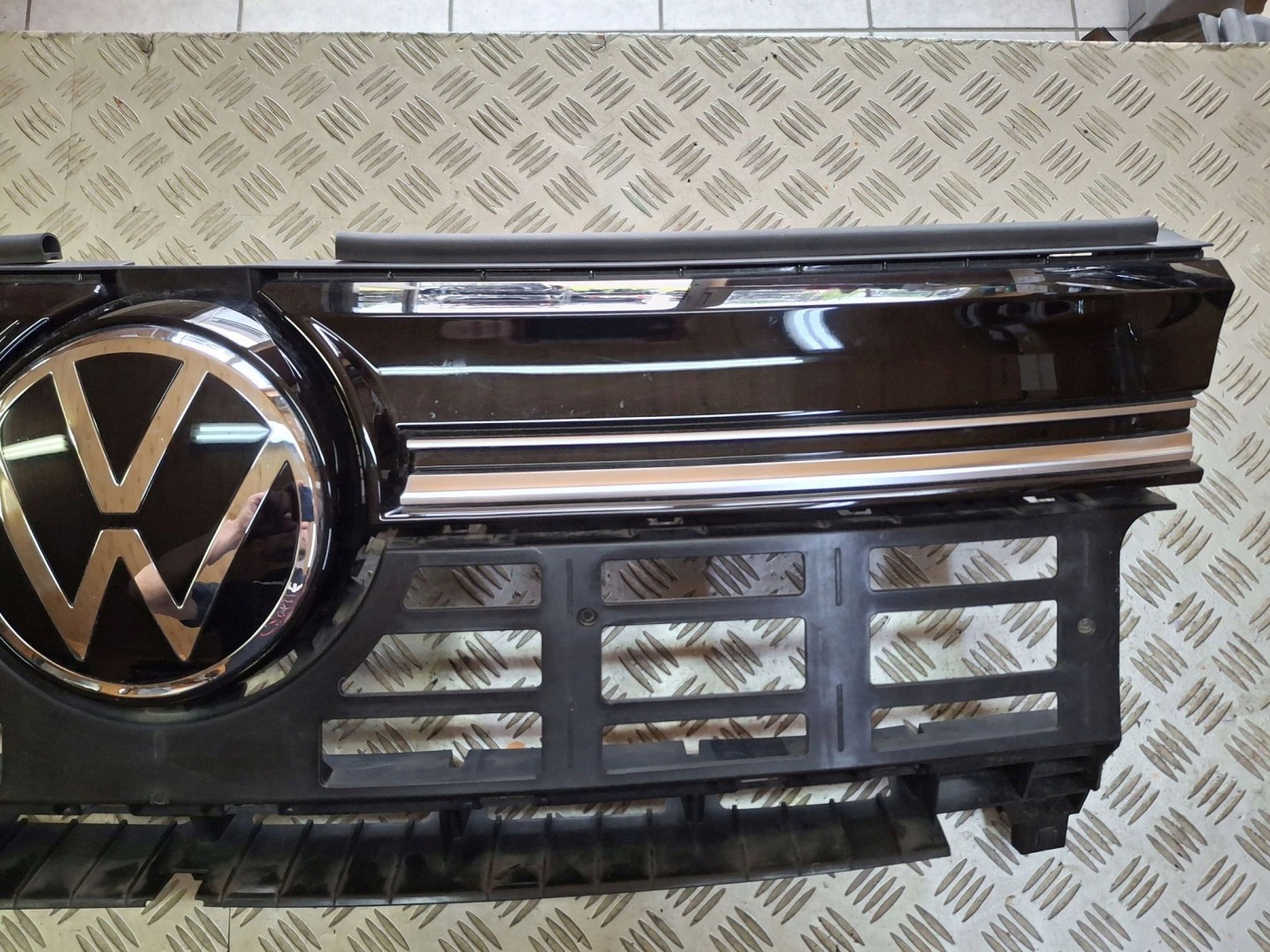 maska VW TRANSPORTER T7 MULTIVAN 2021R->