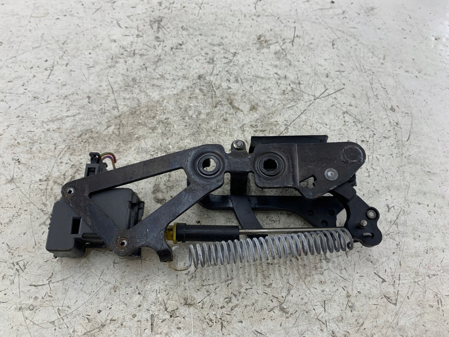 VW PHAETON and RYGIEL lock bonnet boot 3D0959781