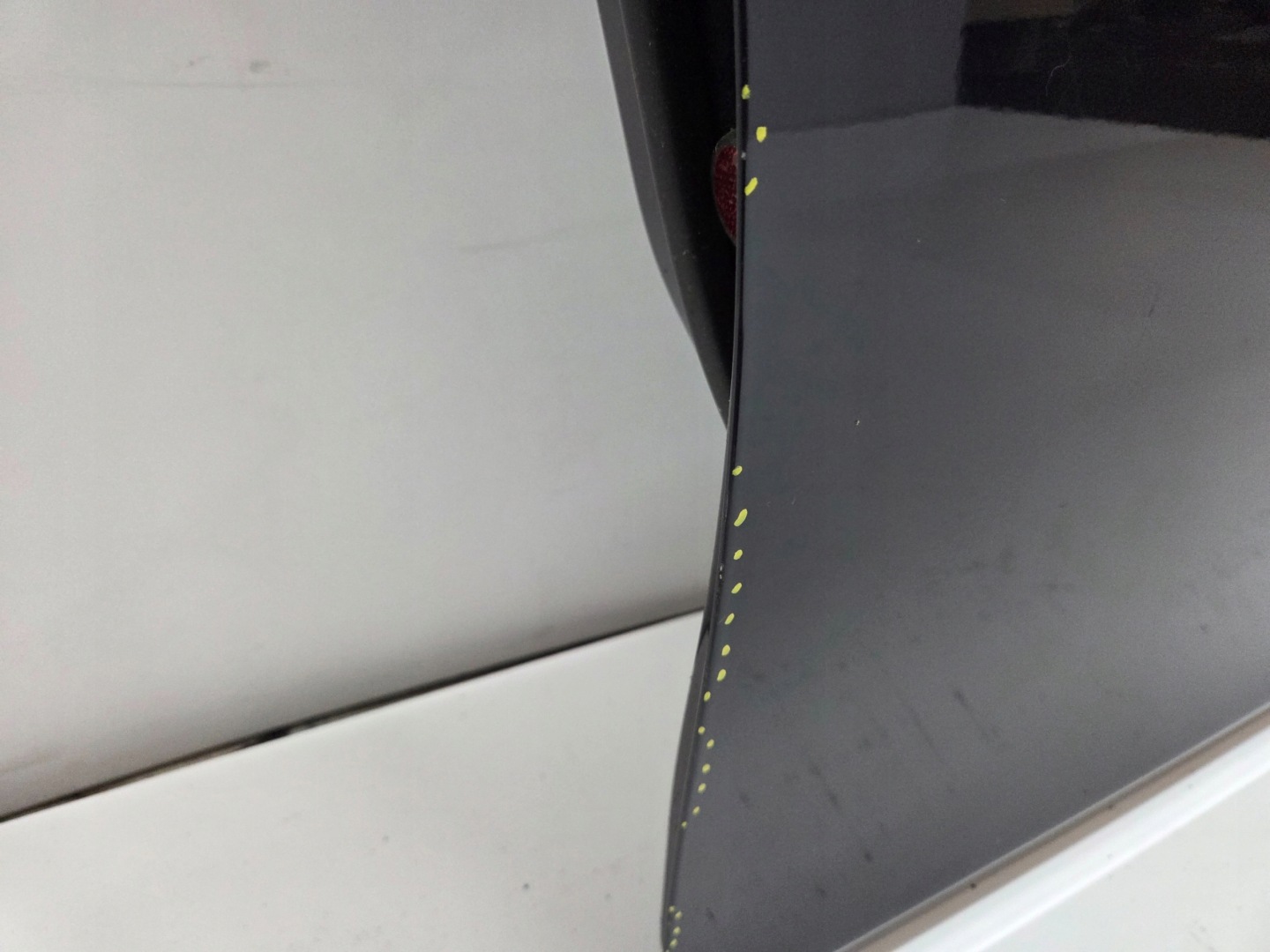 dveře pravý předek BMW E60 E61 CARBONSCHWARZ