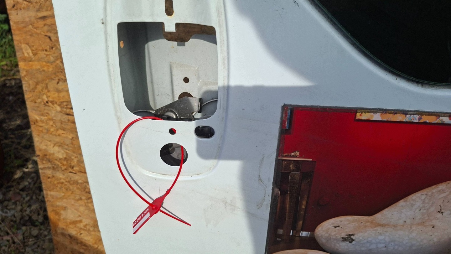 door left sliding RENAULT TRAFIC II VIVARO A 2001