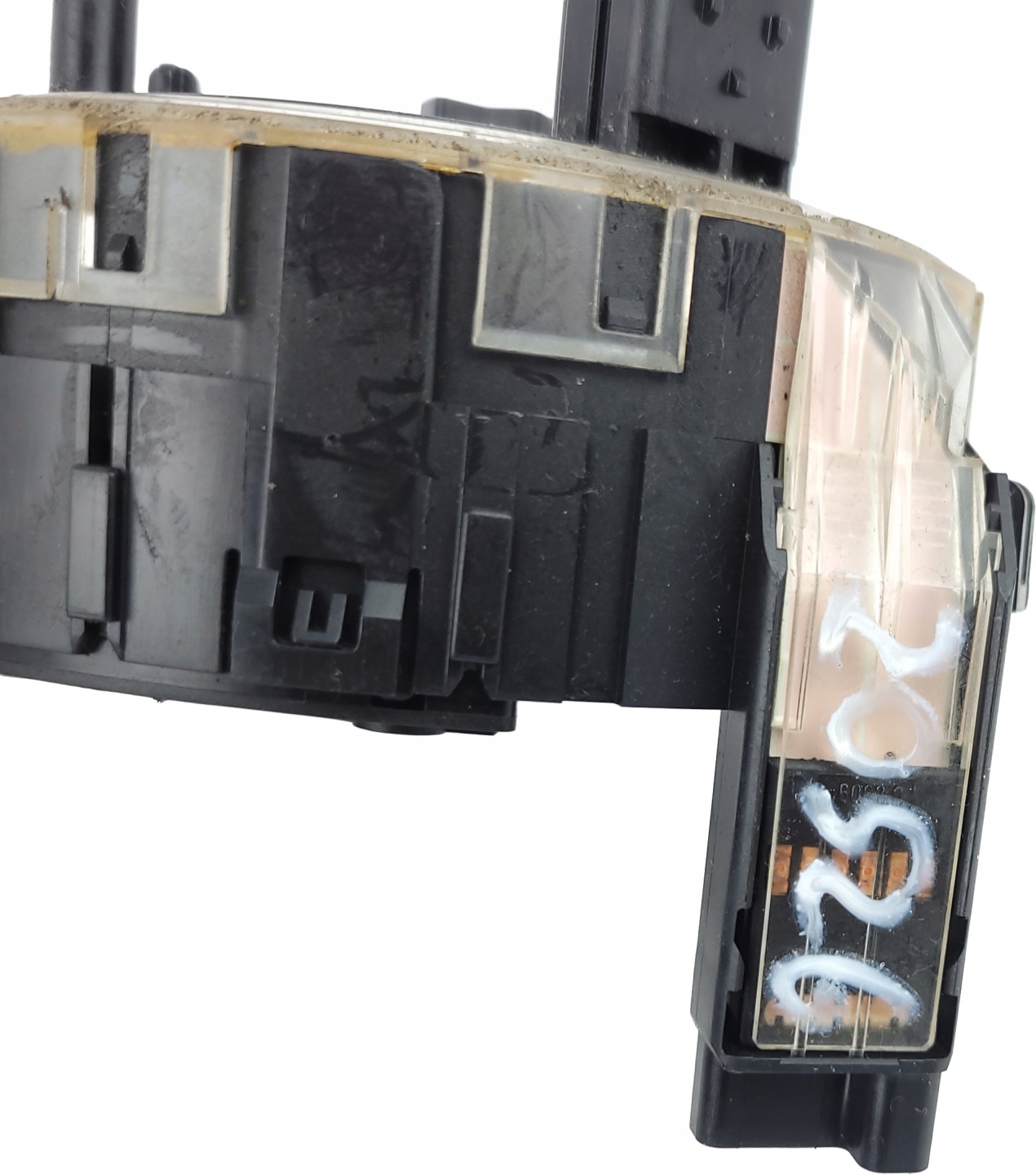 AUDI A8 D3 Q7 A6 C6 GRZANA ring airbag ZWIJAK MULTIFUNKCJA 4E0953541B